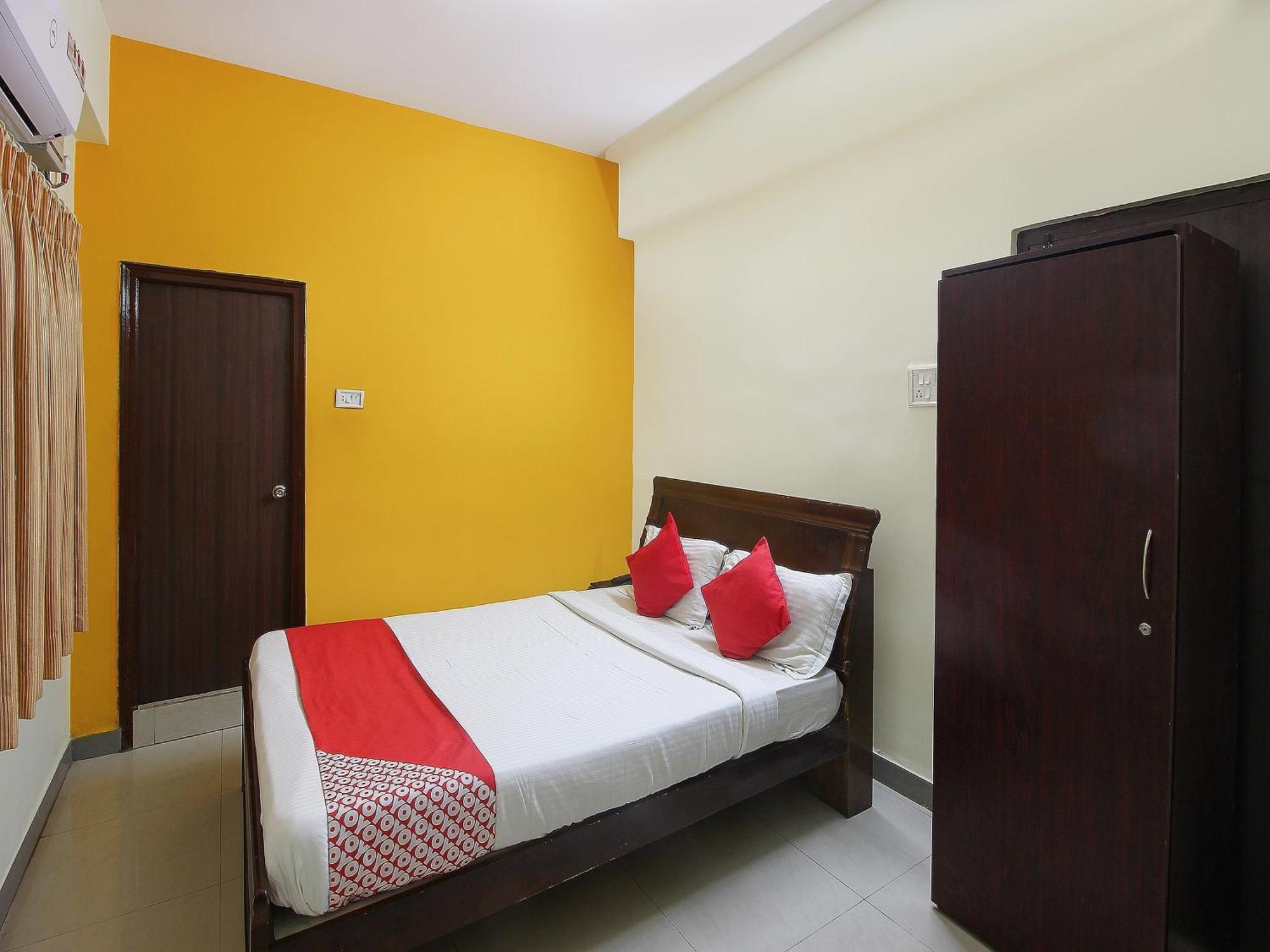Super Collection O Begumpet Formerly Alpine Glow Sunrise Hyderabad Bagian luar foto
