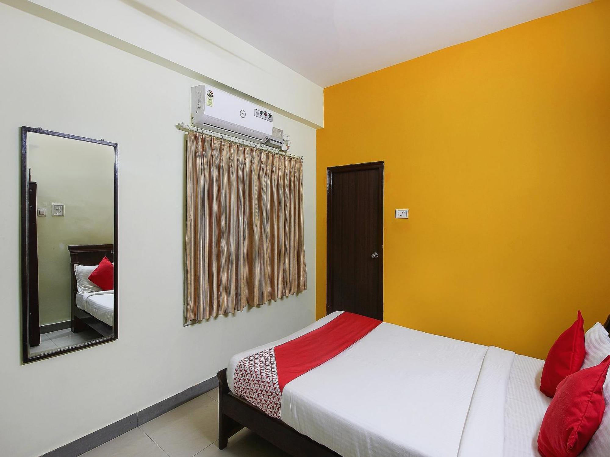 Super Collection O Begumpet Formerly Alpine Glow Sunrise Hyderabad Bagian luar foto