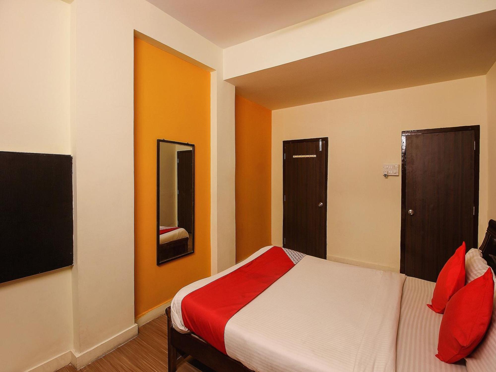 Super Collection O Begumpet Formerly Alpine Glow Sunrise Hyderabad Bagian luar foto