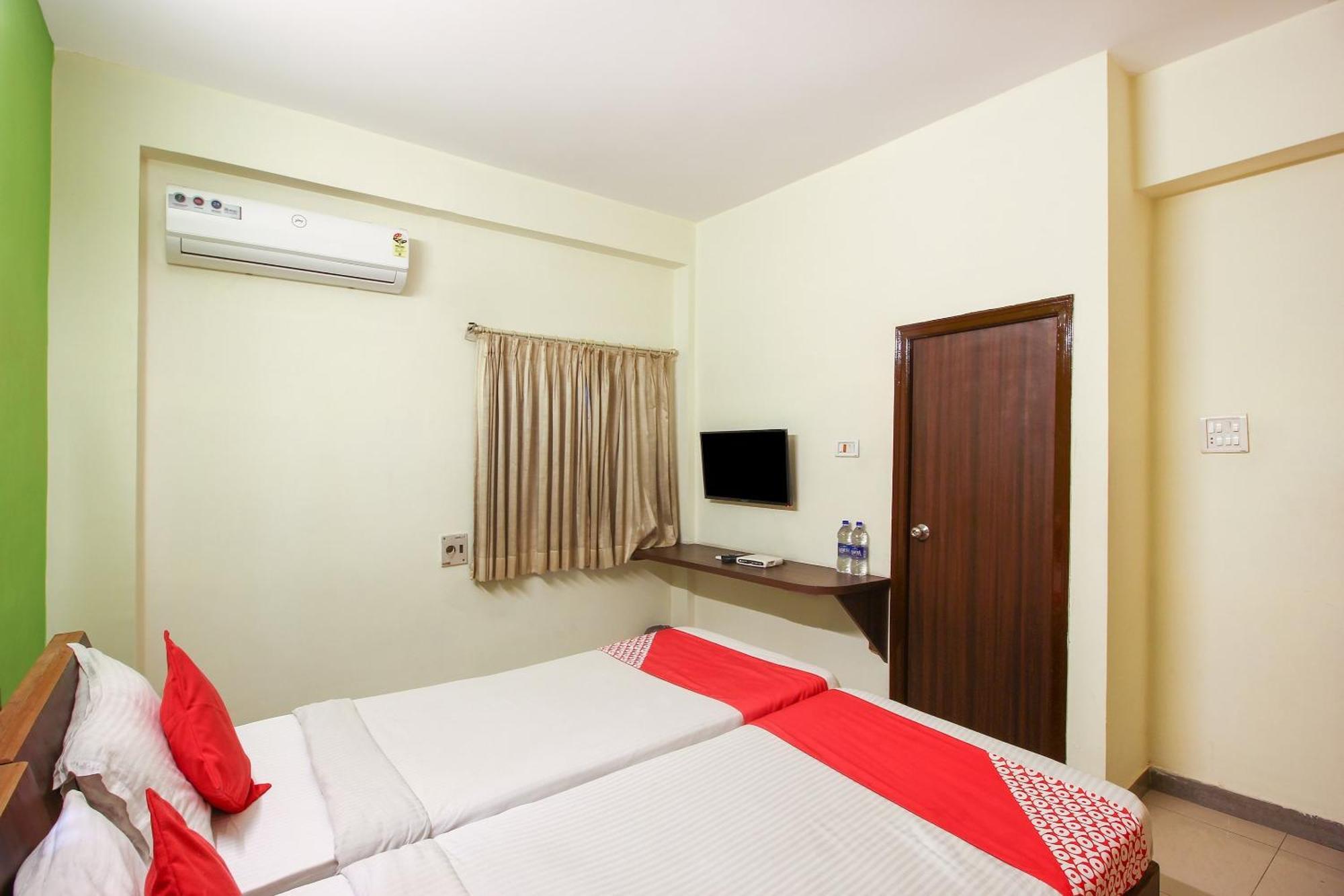 Super Collection O Begumpet Formerly Alpine Glow Sunrise Hyderabad Bagian luar foto