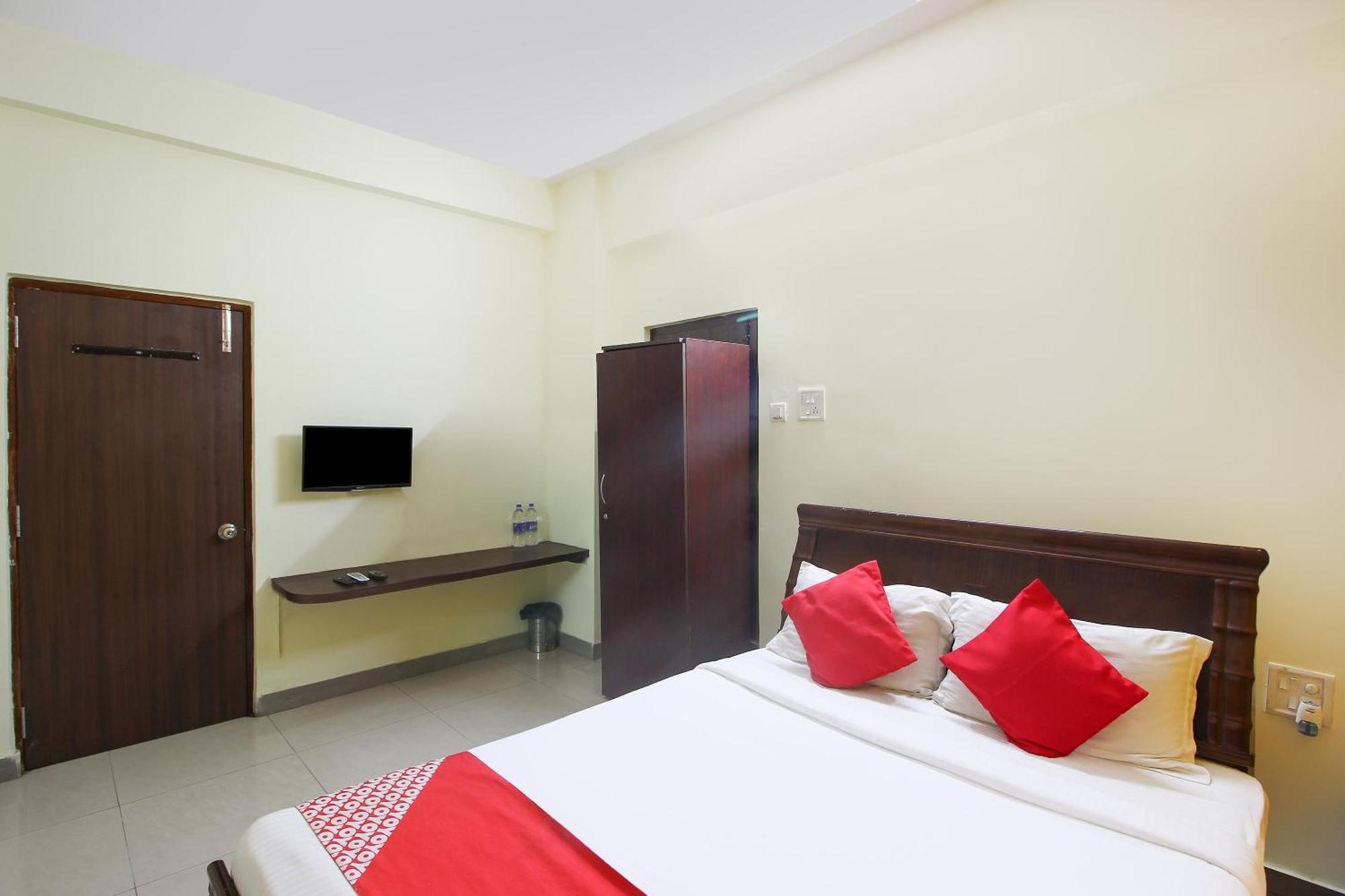 Super Collection O Begumpet Formerly Alpine Glow Sunrise Hyderabad Bagian luar foto