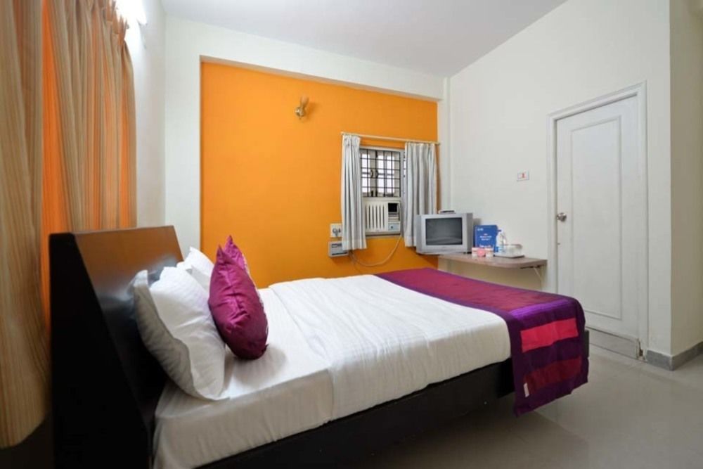 Super Collection O Begumpet Formerly Alpine Glow Sunrise Hyderabad Bagian luar foto